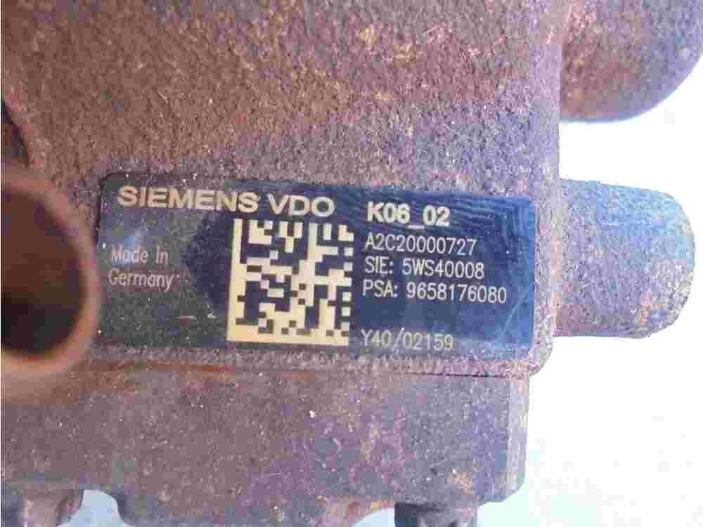 Bomba de inyección Citroen C1 9658176080 A2C20000727 SIEMENS VDO 5WS40008 K06-02