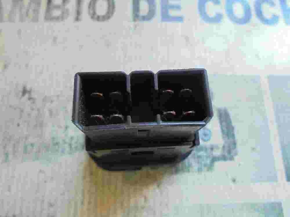 Interruptor de emergencia warning Daewoo Espero 96083257 96 083 257 SPLD215N-4D