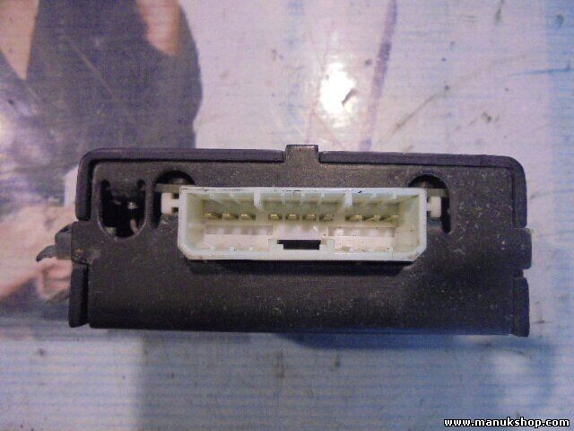 Puerta Trasera Amplificador Range Rover Land Rover P38 E26640 AMR6355 99A4036XXX