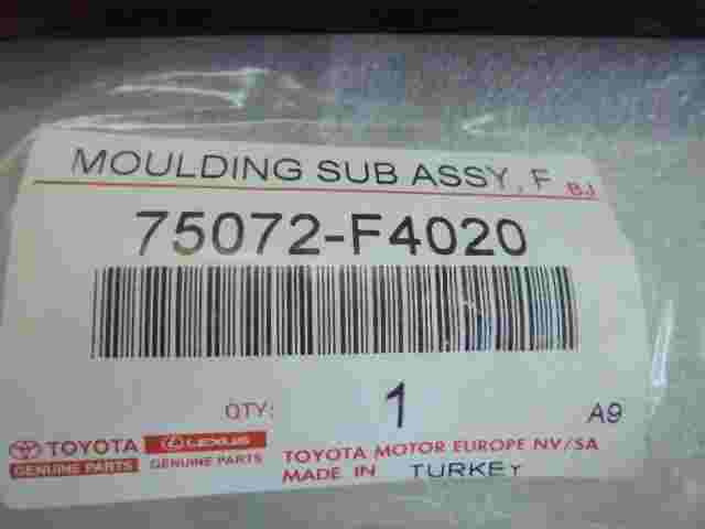 Moldura / Zierleiste Molding / Toyota C-HR 75072F4020 75072-F4020