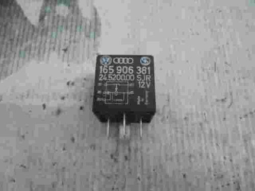 Relé VW Golf Passat 165906381 165 906 381 24.5200.00 SJR 12V Nr.30