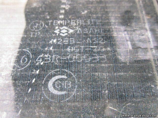 Cristal de la puerta delantera derecha Suzuki Samurai  43R00033 M283AS2DOT20