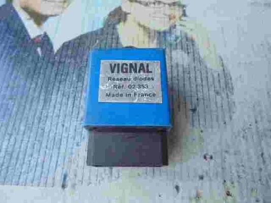 Relé RENAULT MIDLINER S140 Vignal Reseau diodes 02353 02 353
