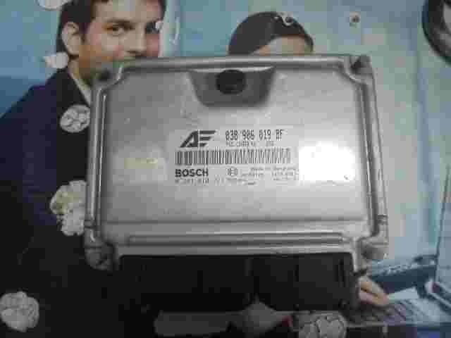 Centralita VW Sharan Seat Alhambra Ford Galaxy 038906019BF BOSCH 0281010221