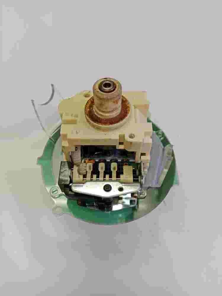 Velocímetro Mitsubishi Pajero Montero km/h 287879 MB562048 750693572 750693-572