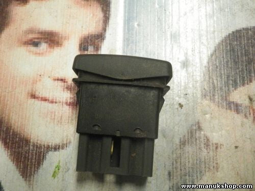 comando pulsante alzacristalli posteriore Land Rover Discovery Freelander YUF...