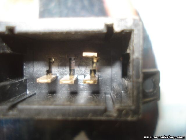 mando botonera elevalunas  STOP Renault Laguna 7700421088