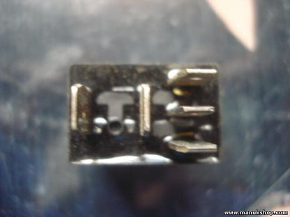 Chrysler Jeep OMRON 04671167 21911A G8HUA007001 G8H-UA-007001 relè