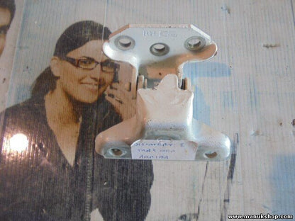 Bisagra de la puerta trasera derecha arriba Land Rover Discovery 2496 ccm,113 PS