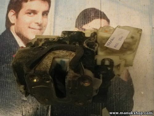   Cerradura puerta delantera izquierda Nissan Pick Up Navara 805525P013 89A820 