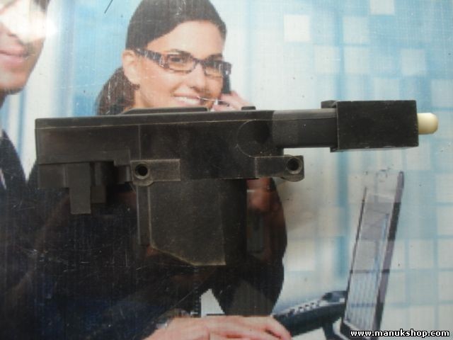 Cerradura depuerta de combustible BMW E32 51268350182 8350182