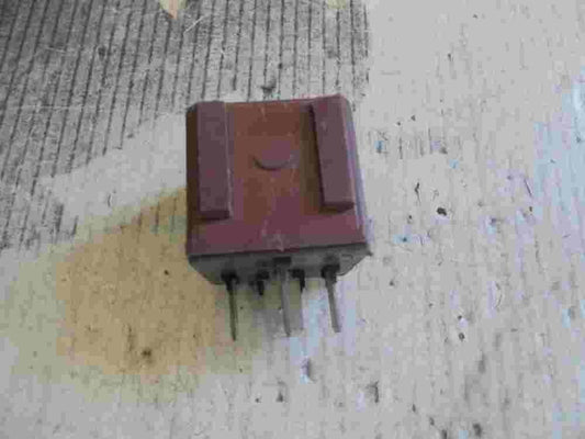 Relé  Peugeot G.CARTIER 12V 25A08670 25A 08670