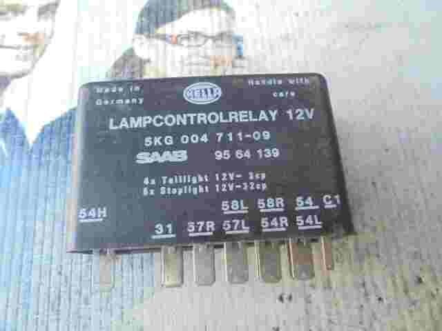 Relè fari Saab 9000 9564139 95 64 139 HELLA 5KG00471109 5KG 004 711-09 12V