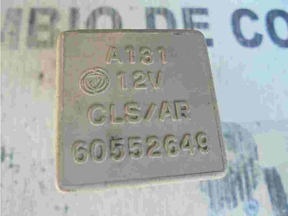 Relé Alfa Romeo 164 60552649 CLS/AR A131 12V
