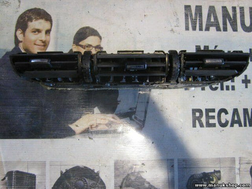  Rejilla Aireadora Nissan X-Trail T30 4x4 KH000393 KH000394 5161500 516-1500 