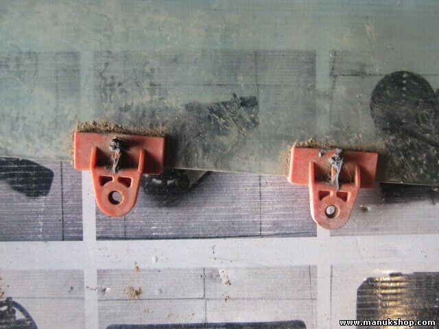 Vetro porta posteriore destro Nissan Terrano Ford 43R000257 TEMPERIT