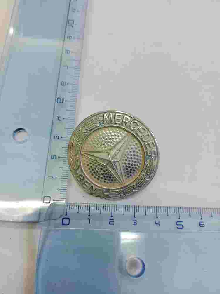 Emblema Mercedes-Benz R107 C126 3 cm.