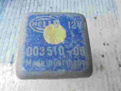 Relé  BMW E21 E30 E12 E28 E24 E23 61311372537 61.31-1372 537 HELLA 00351005