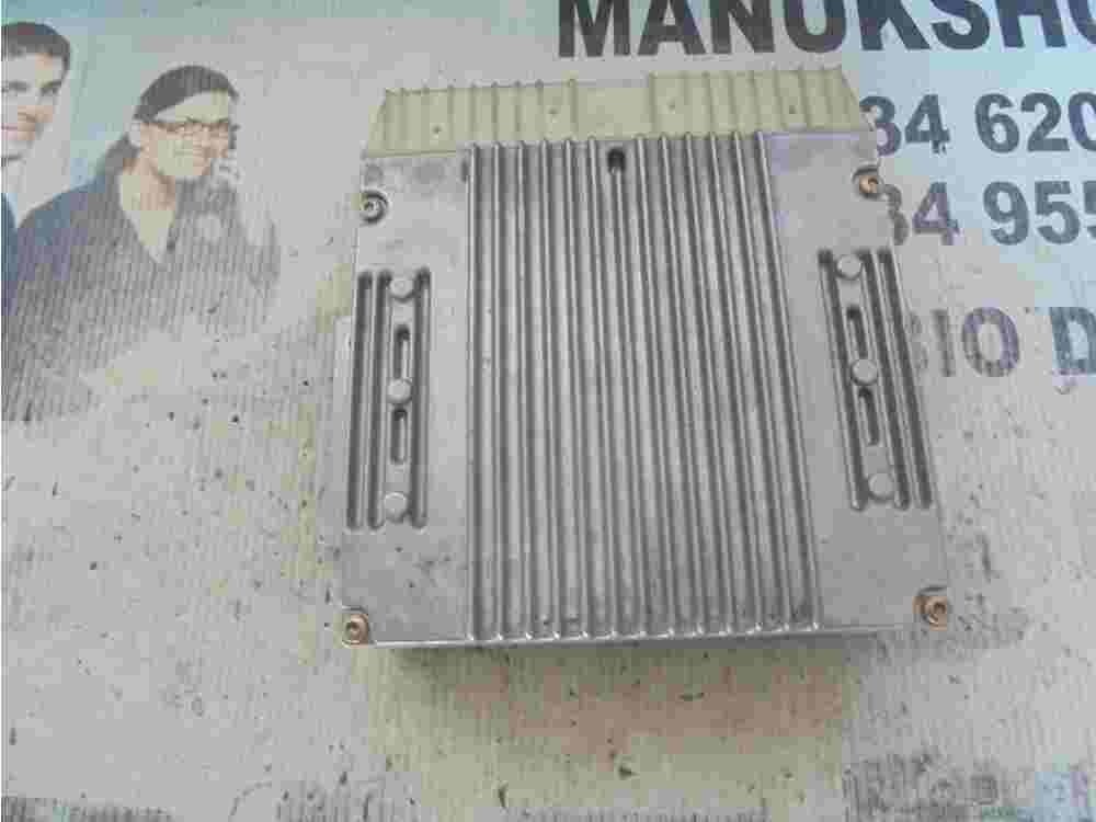 Centralita Mercedes-Benz E420 S420 A0215452332 FD97M05 26RT4861 BOSCH 0261204520