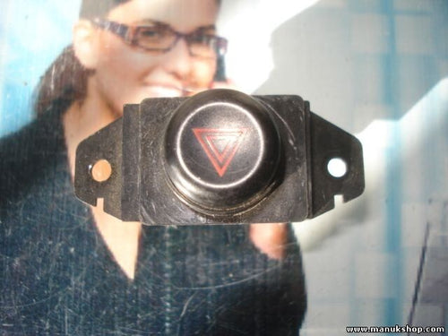 Interruptor de emergencia warning Mitsubishi Colt V Niles 06902