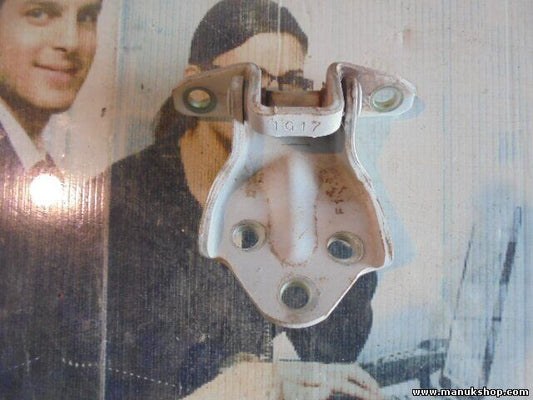 Bisagra de la puerta delantera izquierda arriba Mitsubishi L 200 K7_T