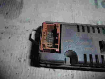 Pantalla del salpicadero Citroen C2 96632560XT-01 1ME9Y937 503550290407-01