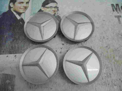 Cubierta Llantas Mercedes-Benz 2014010225 201 401 02 25