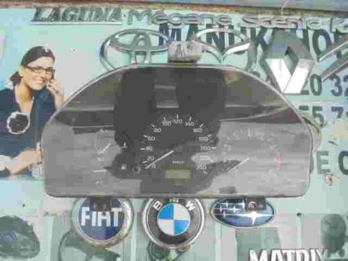 Cuadro de instrumentos  Mazda 323F 7MBH1CB 7130 YNS