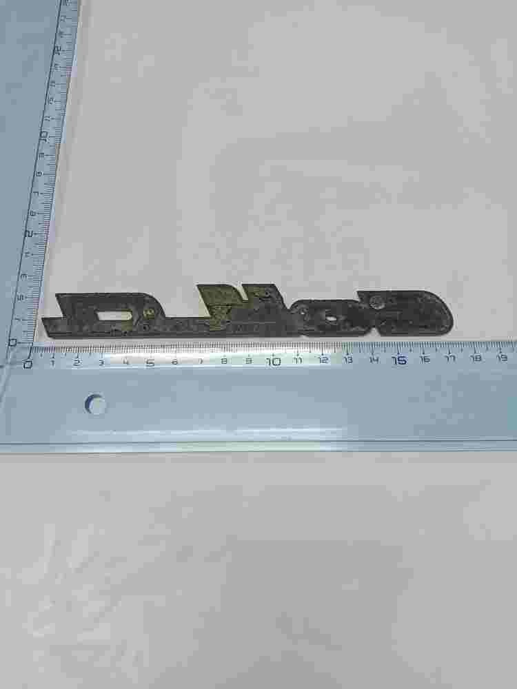 Emblema VW Volkswagen Golf 3 CL 1H6853687AA 1H6 853 687 AA 16.5cm.