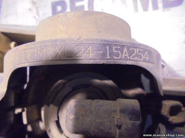 Faro antiniebla delantero derecho Ford USA XL2415W254 XL24-15W254 XL24-15A254