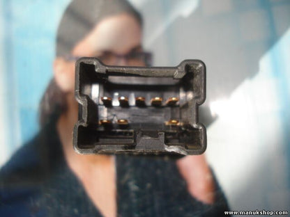 Interruptor de emergencia warning Nissan Almera II N16 NILES 06016