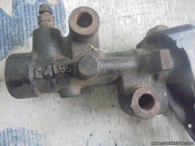 Repartidor de freno Mitsubishi Montero Pajero (V60/V70) 2.5TDI MB520459