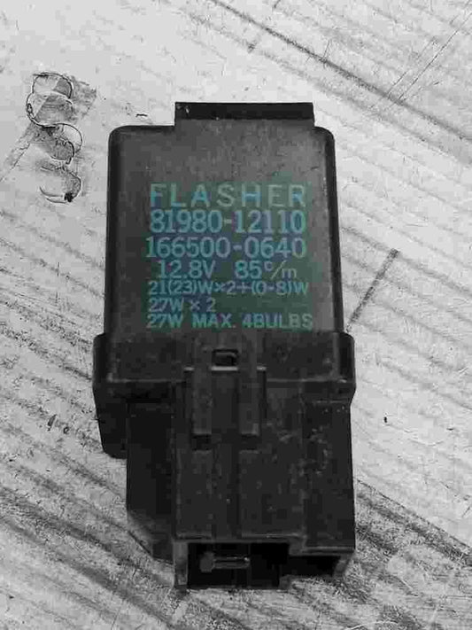 Relé de intermitencia Toyota 4 Runner Camry Corolla 8198012110 1665000640