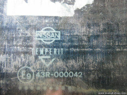 Cristal de la puerta delantera derecha Nissan Patrol K/W260 43R000042 E9 82x53