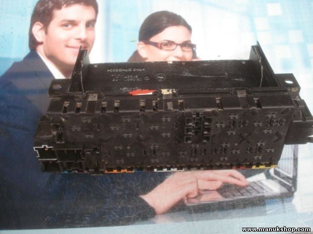 Caja de fusibles Mercedes-Benz S-W220 LK 080451 51667