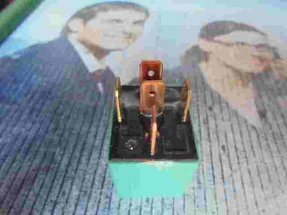 Relé de ventilación  Isuzu Elf NPR-66 NQR75 8972629330 897262-9330 ACB13222 M01