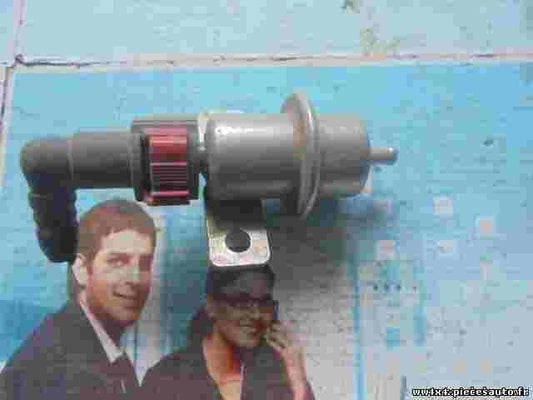 Regolatore pressione carburante Ford Fiesta Focus 0280160599 98MF9C968BB