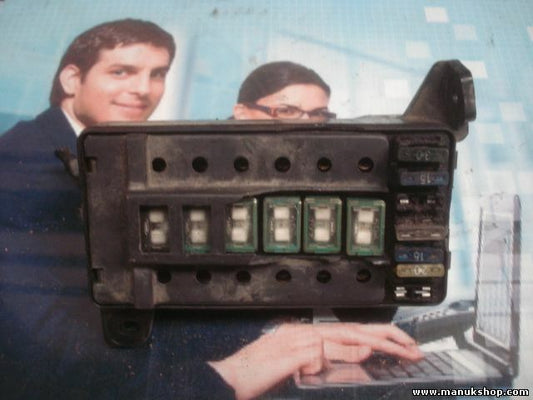 Caja de fusibles Modul Rover 200 RF YQE102830 YQE 102830