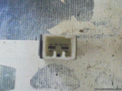 Niebla interruptor Kia Rio 1999