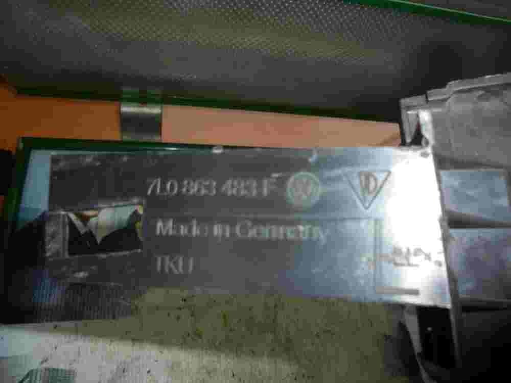 Cubra la parte inferior izquierda VW Touareg Audi Q7 Porsche Cayenne 7L0863483F