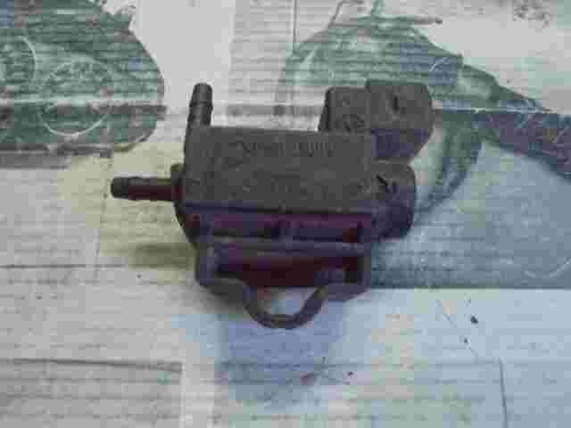 Solenoide de la válvula de vacío Opel 90530479 90 530 479 Pierburg 72244900
