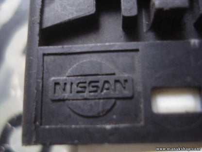 mando botonera elevalunas Nissan Almera N15 1220N