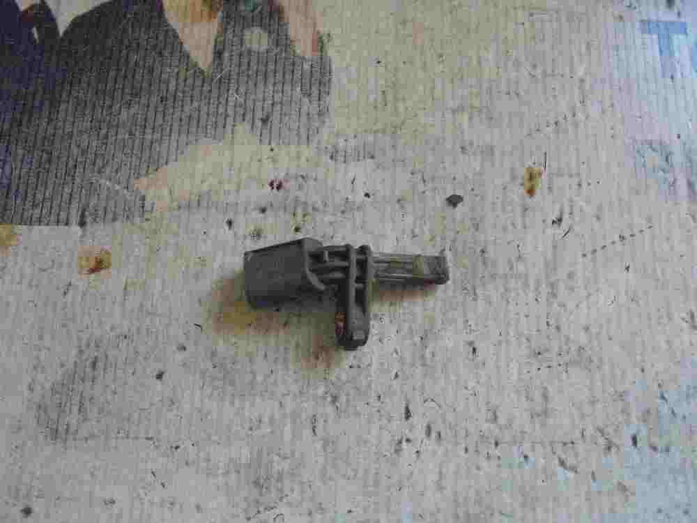 Deceleration Sensor VW Touareg Audi Q7 Porsche Cayenne 7L0927808B 10071151763 