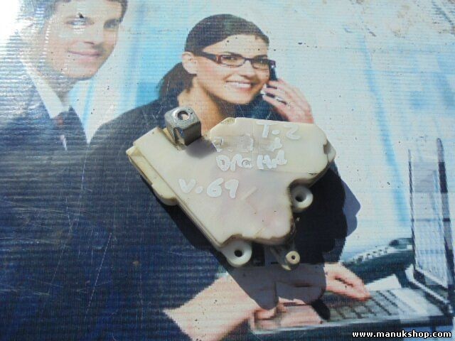 Cerradura cierre centralizado delantera derecha Nissan Terrano 8055291L60