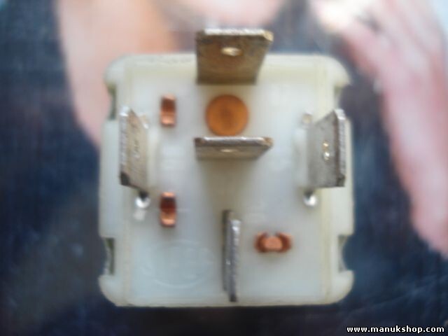 Relé Iveco 204312V30A sipea 2043 12V 30A