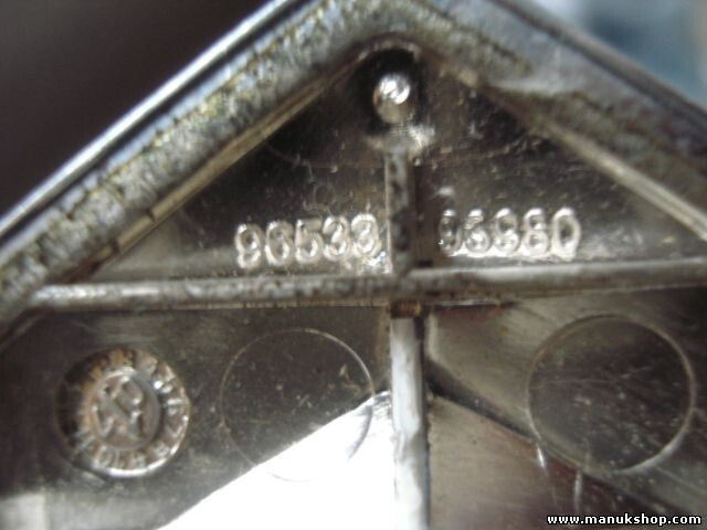 Emblema trasero Citroen Xsara Picasso 9653393980 96533 93980