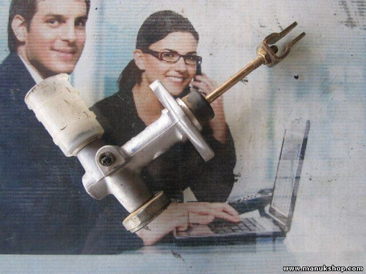 Cilindro ó Bombín Esclavo de Embrague Mitsubishi L 200 KA_T, KB_T 2.5 2345A015