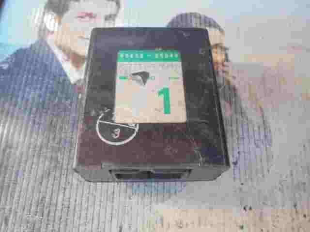 Dispositivo de mando calentamiento Toyota Carina 8865005040 DENSO MB2771000750