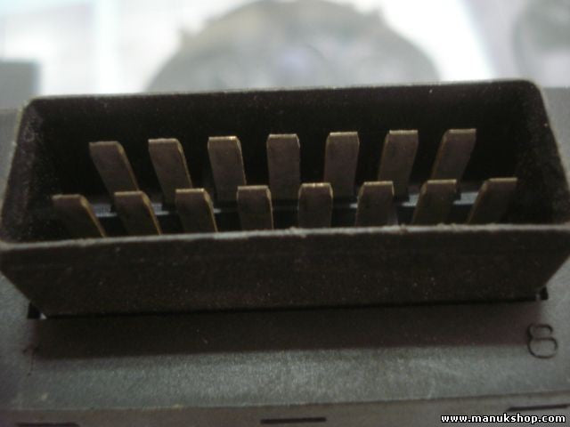 Unidad de control climático Peugeot 405 VALEO 73404702 003275W 9256280580