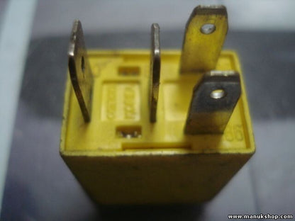 Relé Hyundai HMC 9522429700 95224-29700 OMRON UKA